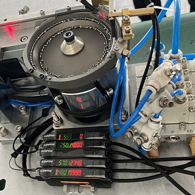Motore elettromagnetico a vibrazione 220V 50Hz Alimentatore a tazza vibrante con diametro della tazza di 300 mm, adatto per l'integrazione in linea di assemblaggio