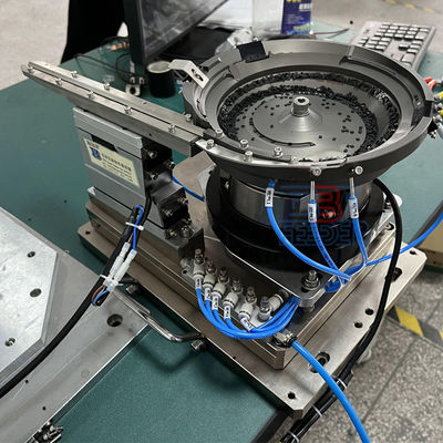 Macchina di alimentazione a velocità costante Vibratore di alimentazione a scodella Sortitore di prese di plastica