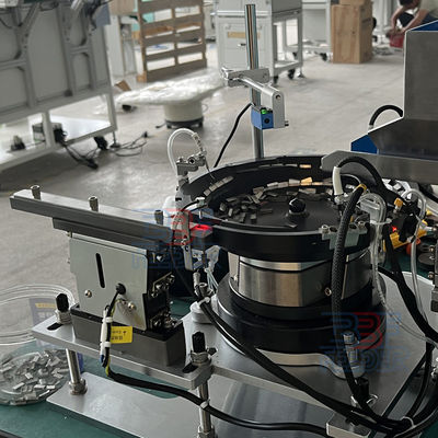 Macchine di alimentazione a scatole rotative Parti metalliche Scatole a scatole vibratrici