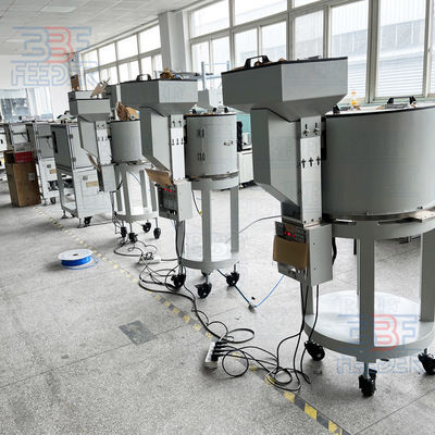 Macchina di alimentazione a scatola a chiusura insonorizzata a rivestimento PU Hopper vibrante