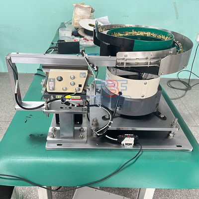 Doppia canalizzazione Vibratory Bowl Feeder Bottle Crown Lid Vibrating Cap Feeder