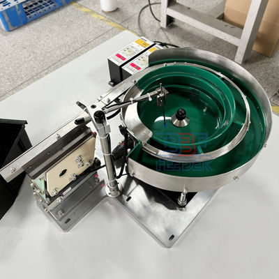 RoHS Vibratory Bowl Feeder Copertura di polvere Hopper Vibrating Feeder personalizzato