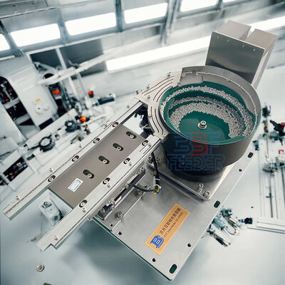 Polire o rivestimento in PU Vibratory Bowl Feeder Verde o basato sulle esigenze dei clienti Soluzione di alimentazione automatica delle parti